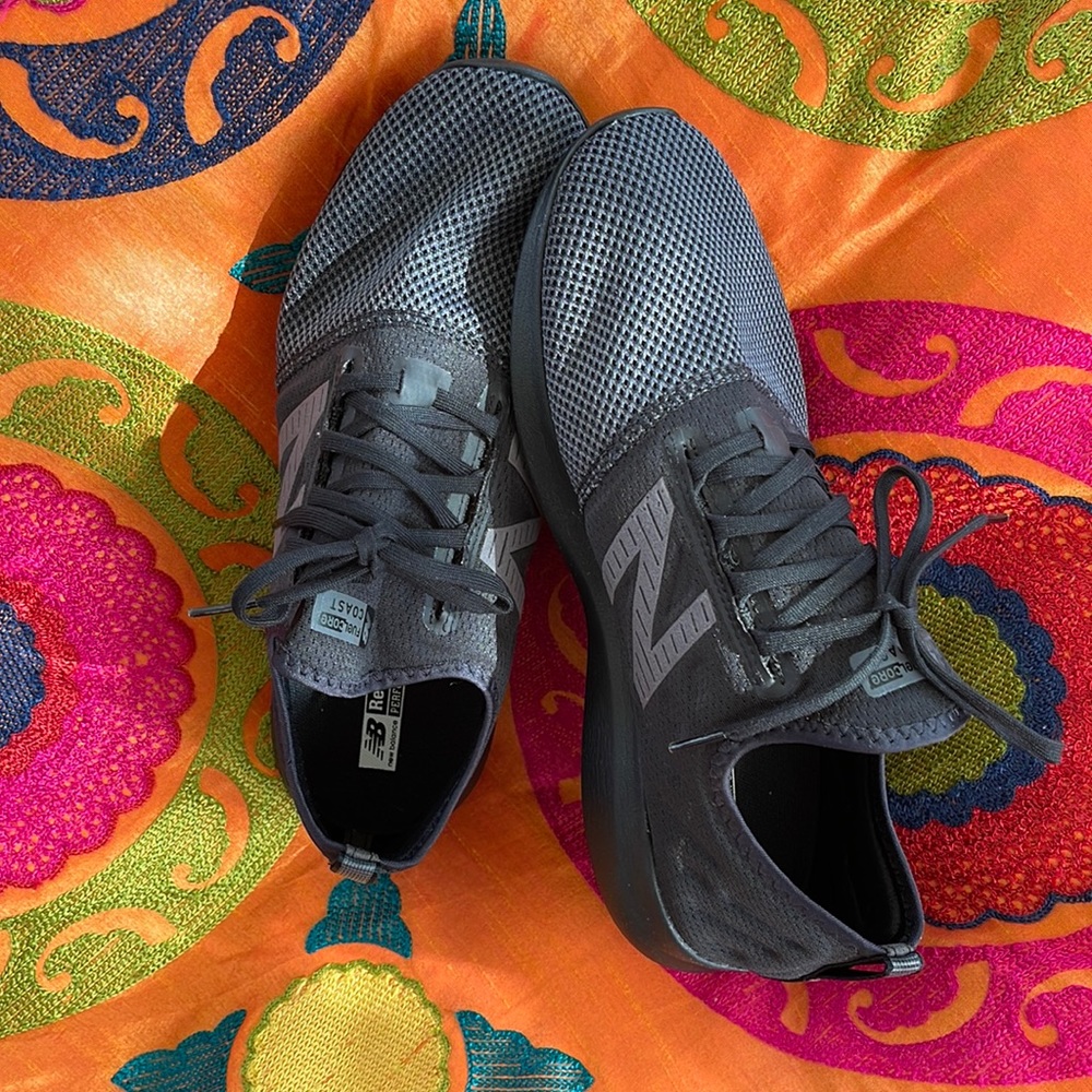 New balance men’s running shoes